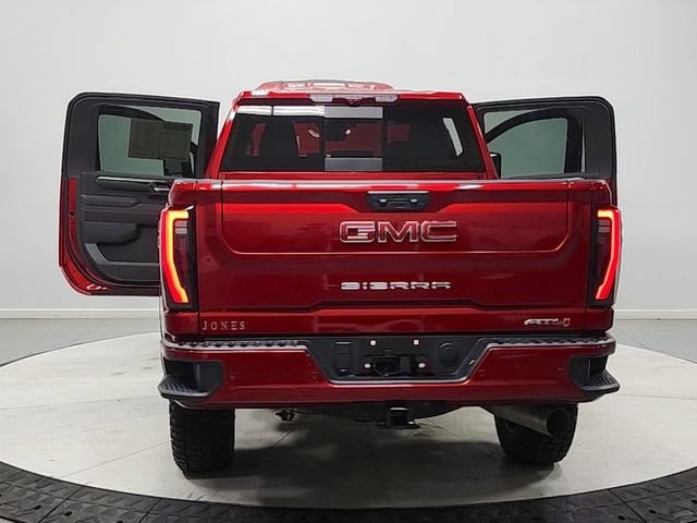 Used 2025 GMC Sierra 2500 AT4 w/ AT4 Premium Plus Package AWD/4WD image 14