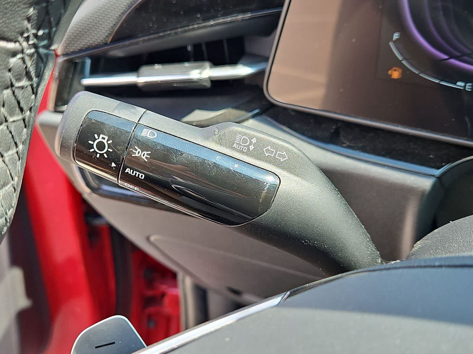 Certified 2023 Kia Niro EX FWD image 20