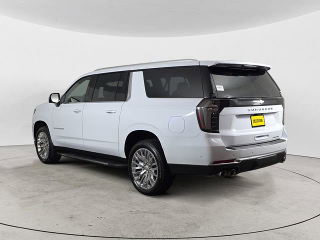 Used 2026 Chevrolet Suburban Premier AWD/4WD image 3