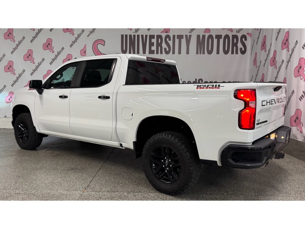 Used 2021 Chevrolet Silverado 1500 LT Trail Boss w/ Bed Protection Package image 13