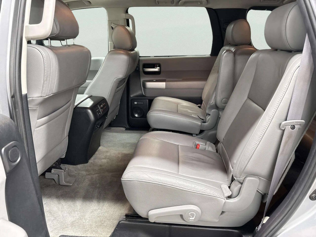 Used 2008 Toyota Sequoia Limited AWD/4WD image 20