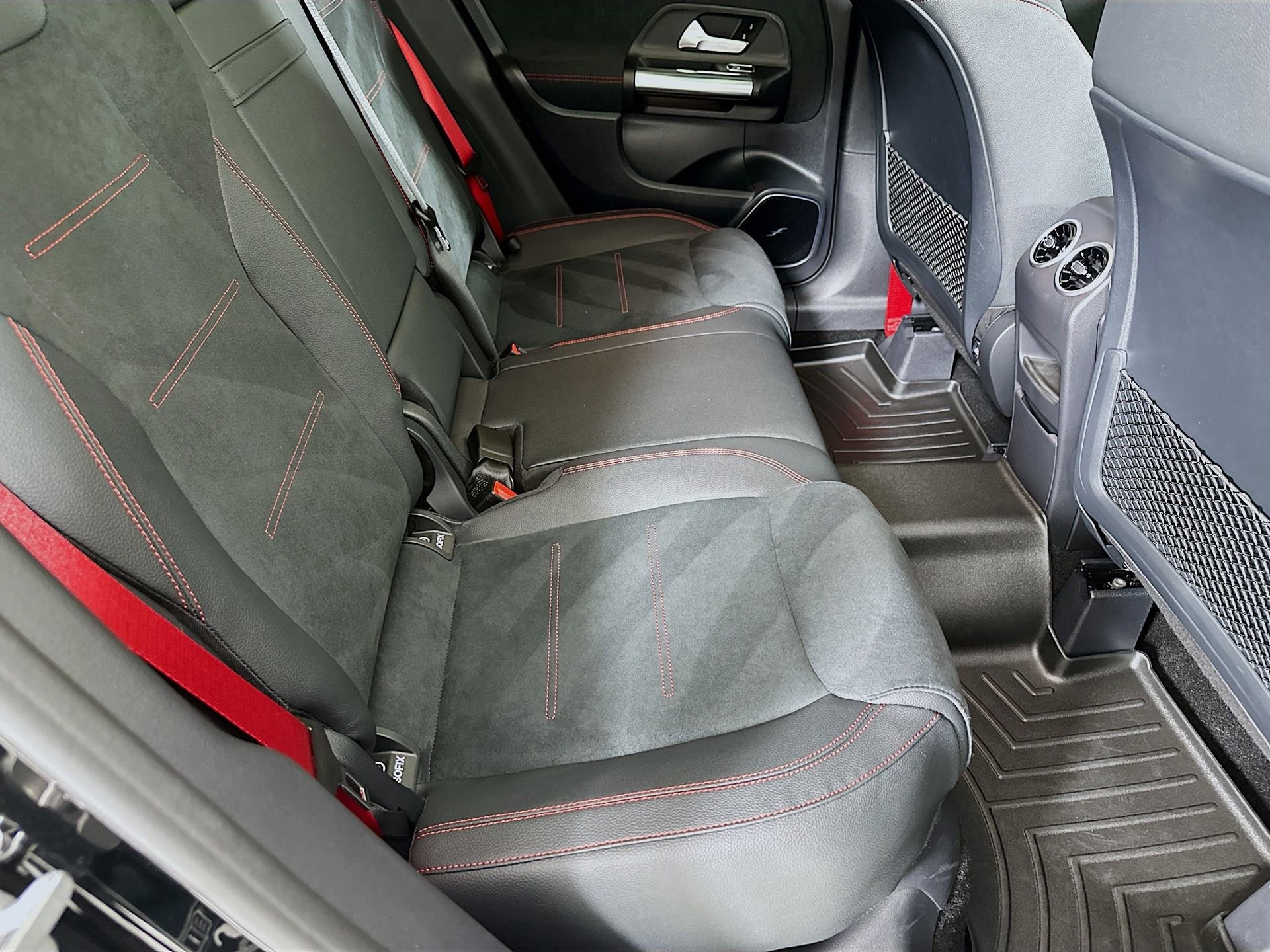 Certified 2026 Mercedes-Benz GLA 35 AMG 4MATIC image 28