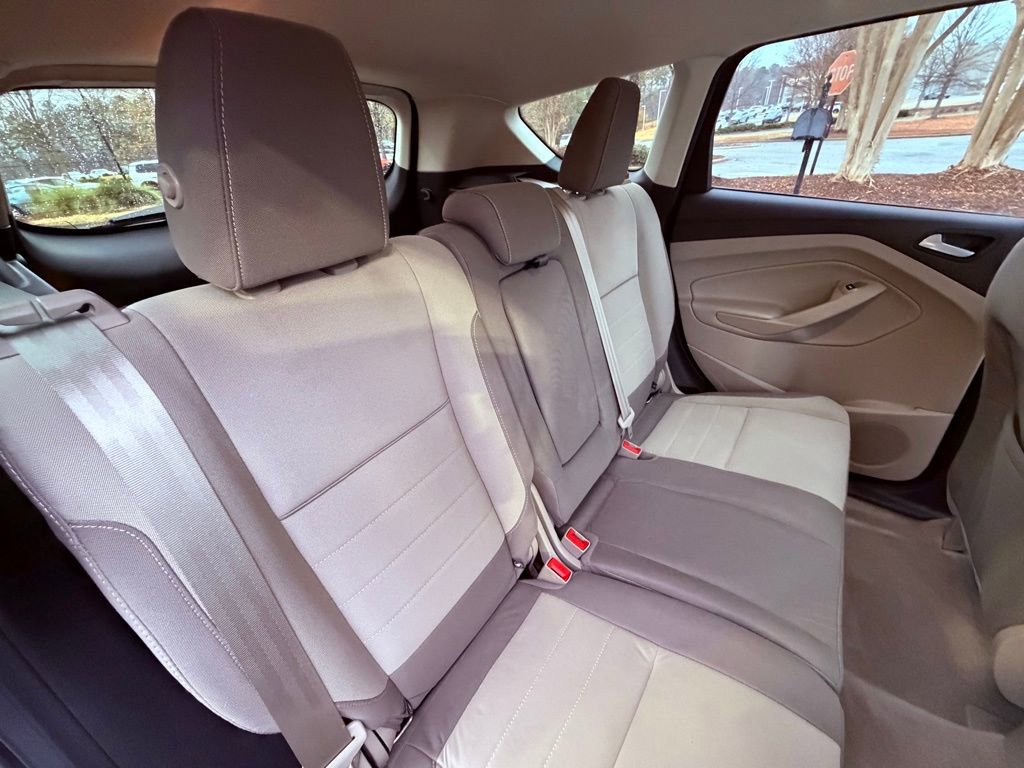 Used 2015 Ford Escape SE image 8