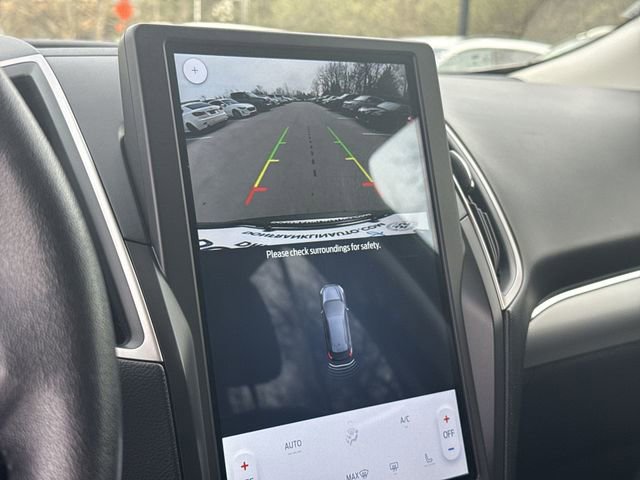 Used 2021 Ford Edge SEL w/ Convenience Package image 17