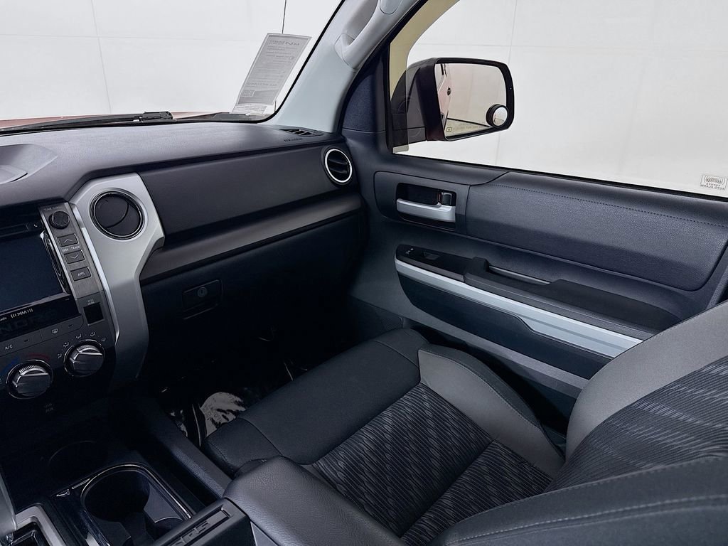 Used 2018 Toyota Tundra SR5 w/ SR5 Upgrade Package image 26