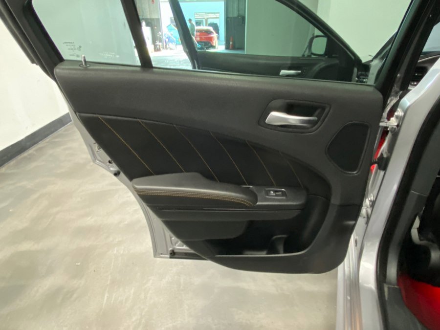 Used 2018 Dodge Charger R/T image 45