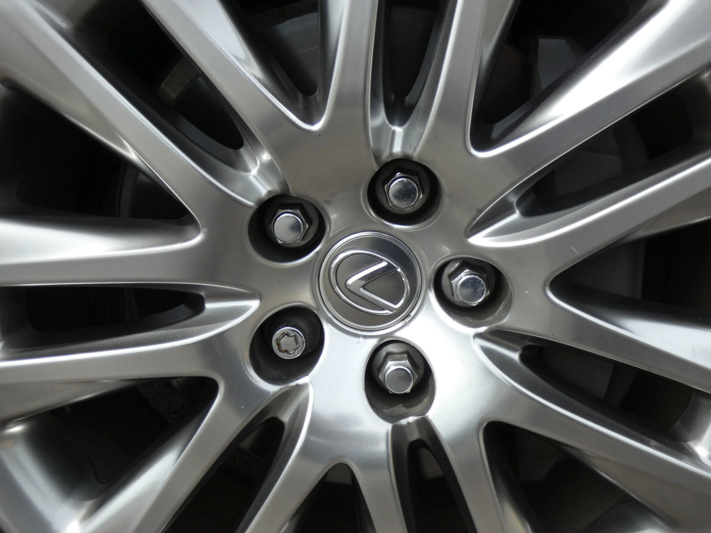 Used 2016 Lexus LS 460 w/ Comfort Package image 12