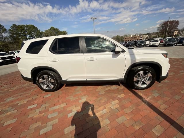 Used 2025 Honda Pilot EX-L image 37
