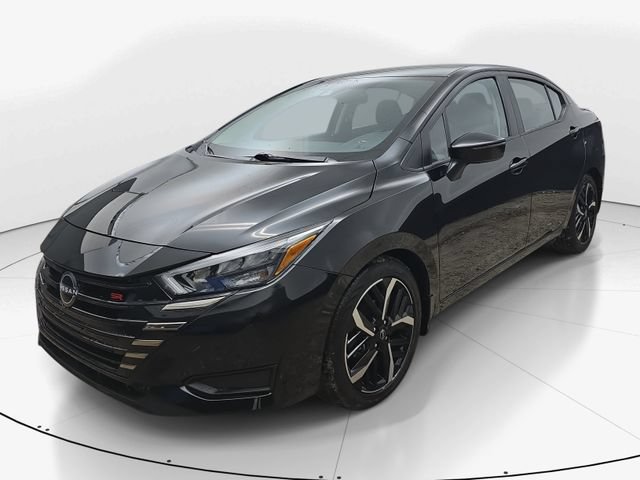 Used 2025 Nissan Versa SR w/ Trunk Package FWD image 10