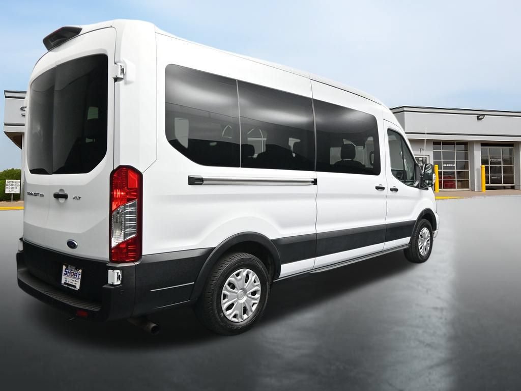 Used 2025 Ford Transit 350 XLT RWD image 3