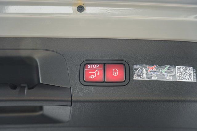 New 2026 Mercedes-Benz GLS 580 4MATIC image 11