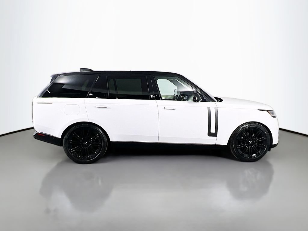 Used 2022 Land Rover Range Rover Long Wheelbase SE AWD/4WD image 4