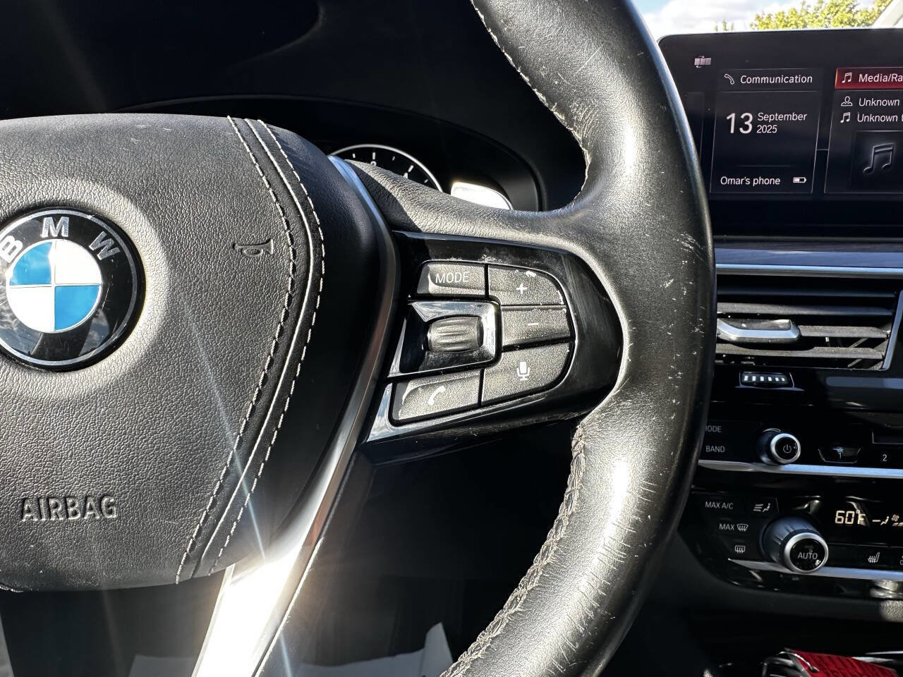 Used 2019 BMW 530i w/ Convenience Package image 26