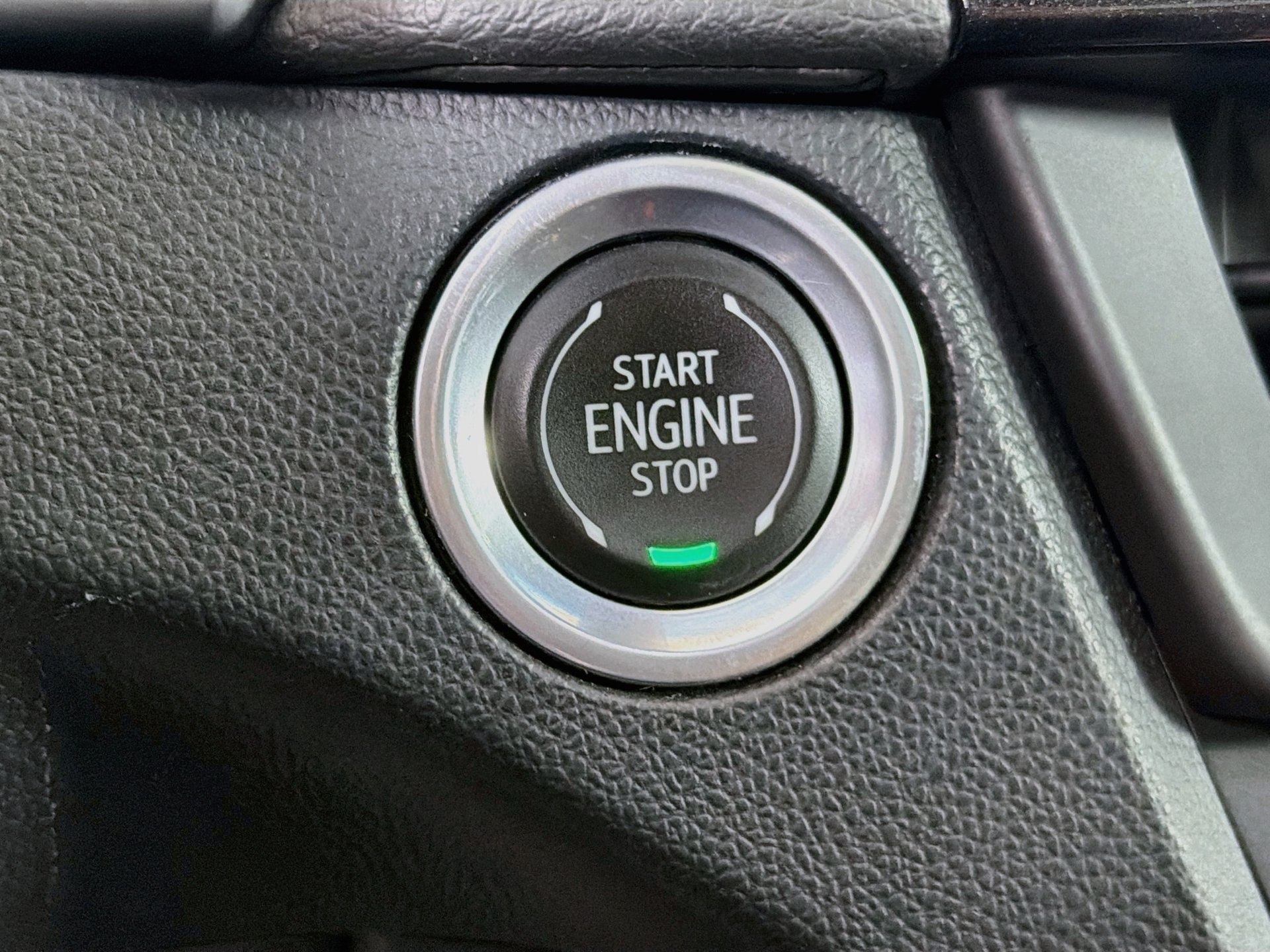 Used 2023 Cadillac CT4 Sport RWD image 36