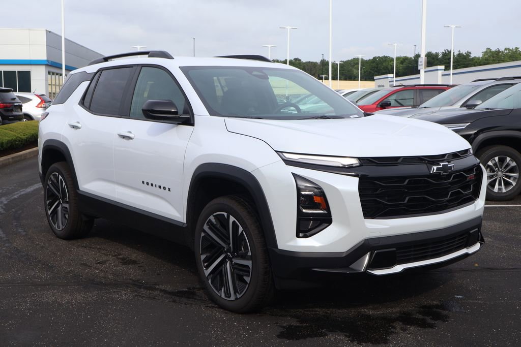 New 2026 Chevrolet Equinox RS w/ Convenience Package III image 3