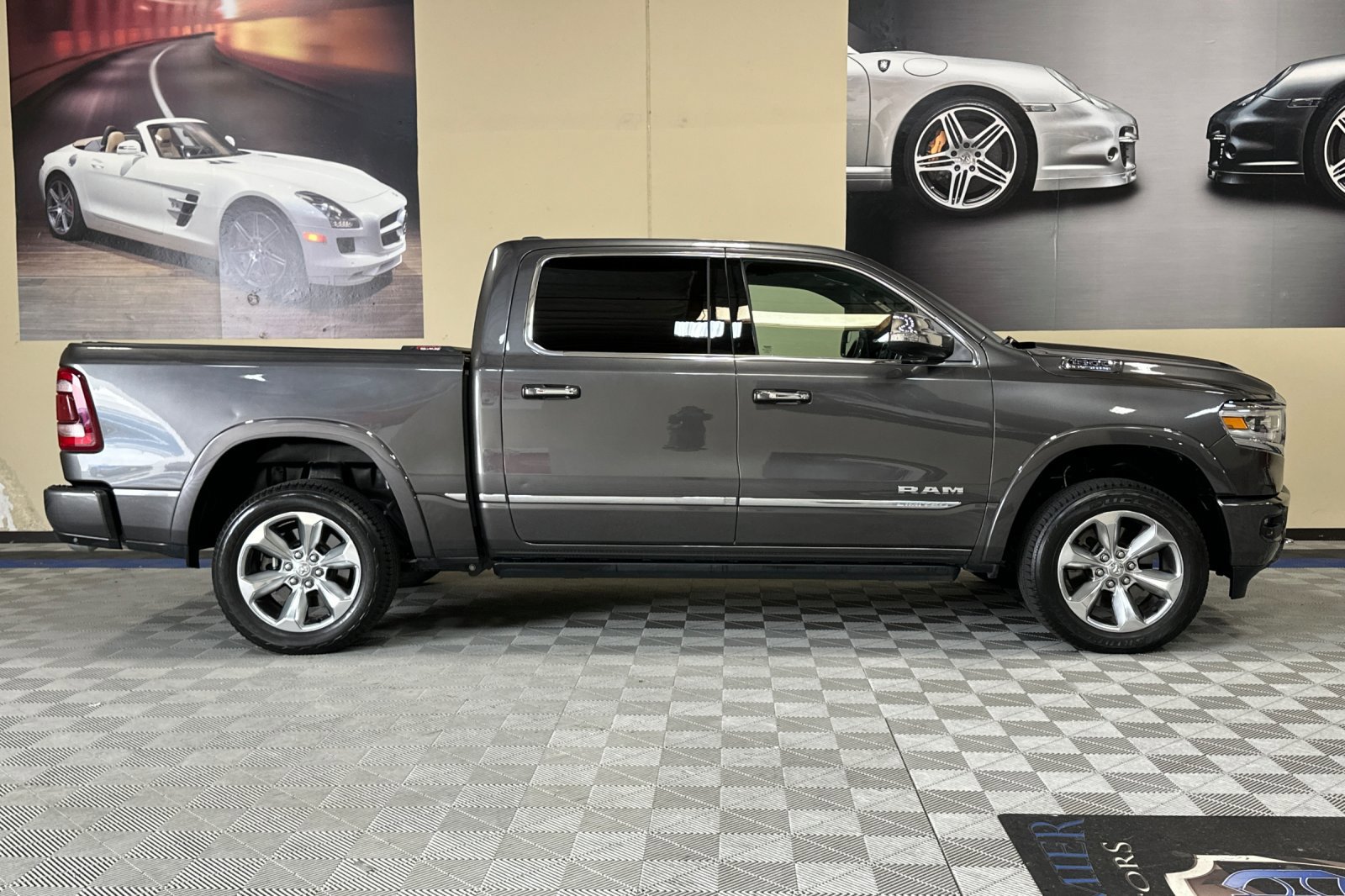 Used 2021 RAM 1500 Limited image 3