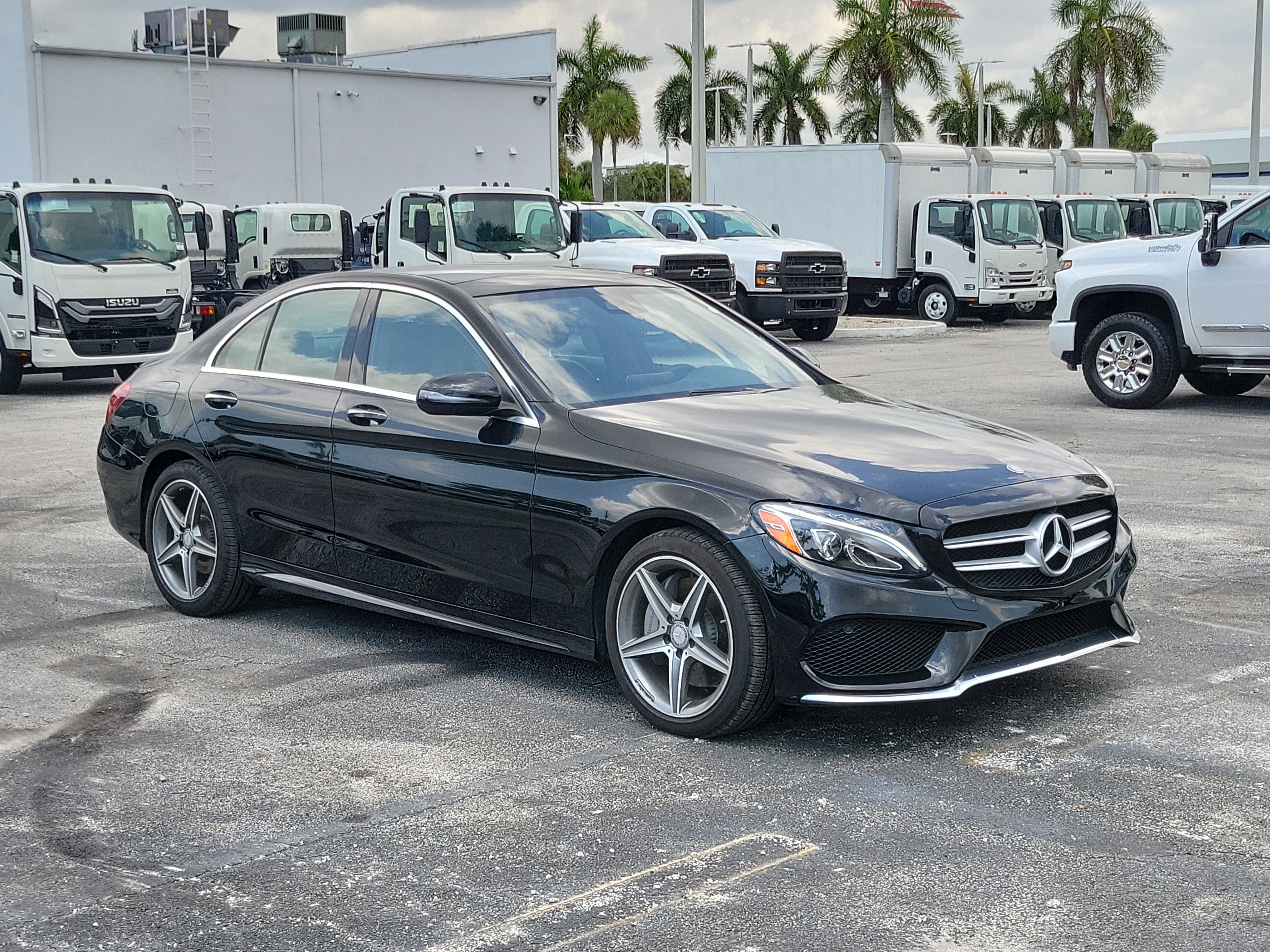Used 2016 Mercedes-Benz C 300 4MATIC Sedan w/ Multimedia Package image 1