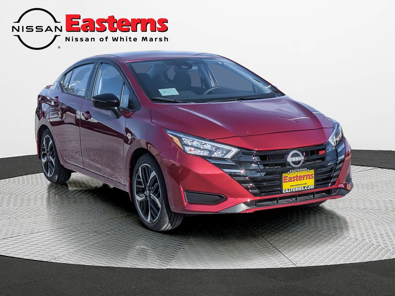 New 2025 Nissan Versa SR w/ Trunk Package image 4