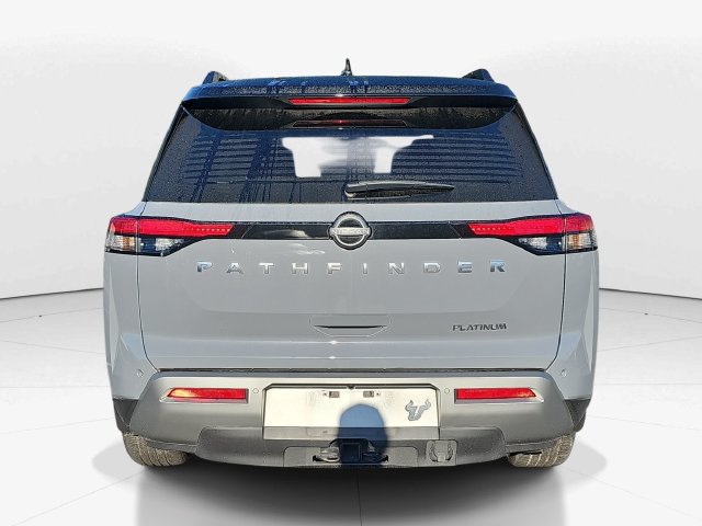 Used 2024 Nissan Pathfinder Platinum FWD image 5