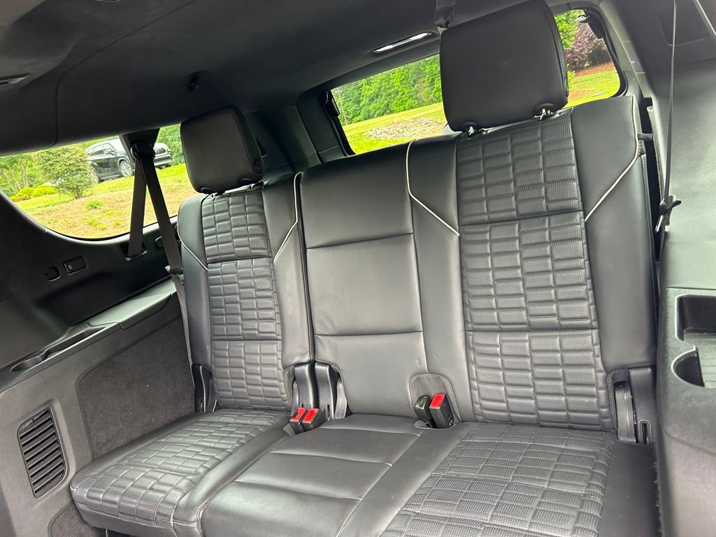 Used 2023 Cadillac Escalade ESV Sport Platinum w/ LPO, ONYX Package AWD/4WD image 47