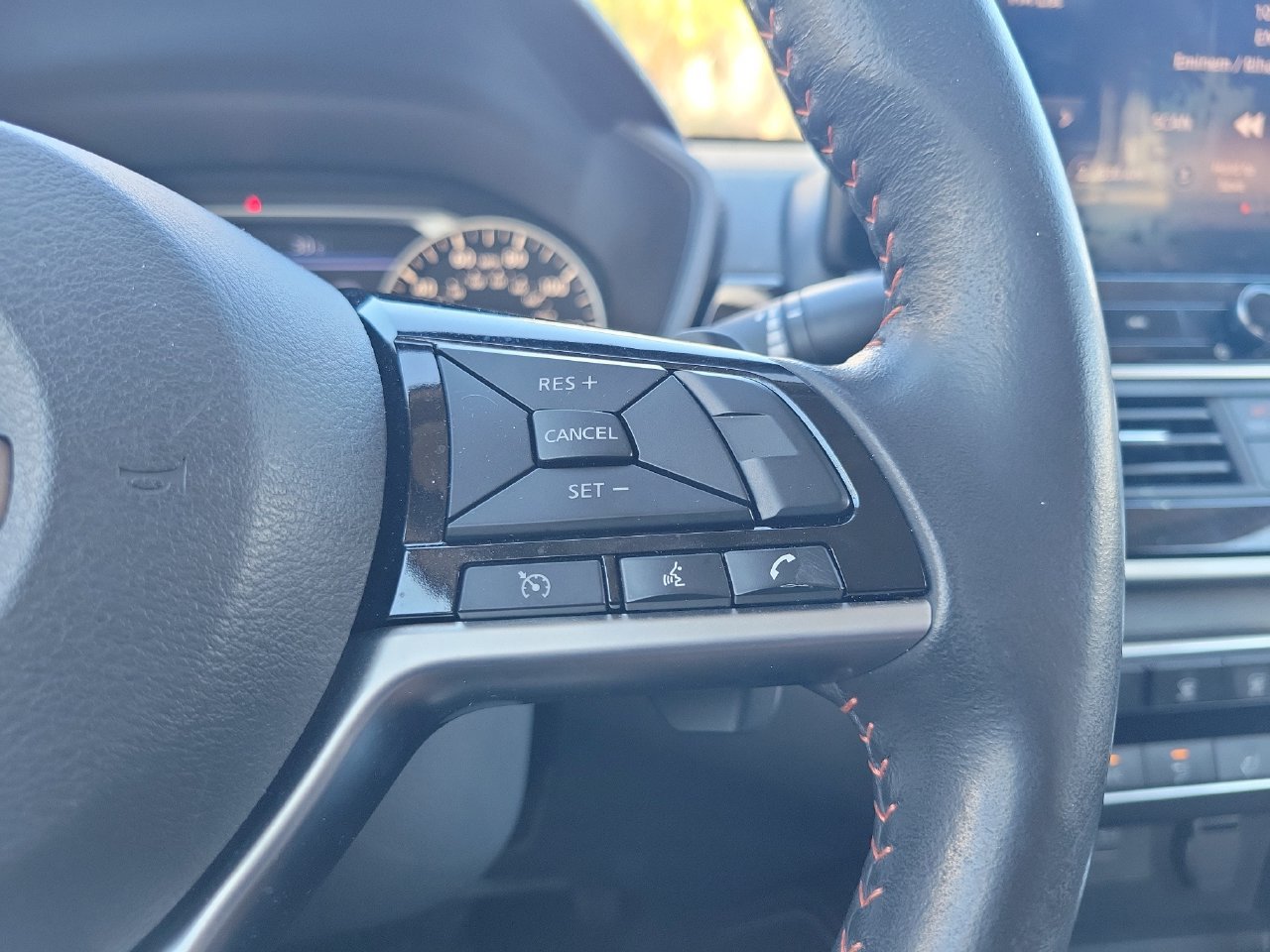 Used 2023 Nissan Altima 2.5 SR w/ SR Premium Package FWD image 19