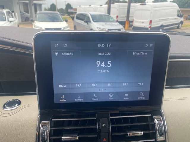 Used 2020 Lincoln Navigator Reserve w/ Luxury Package image 22