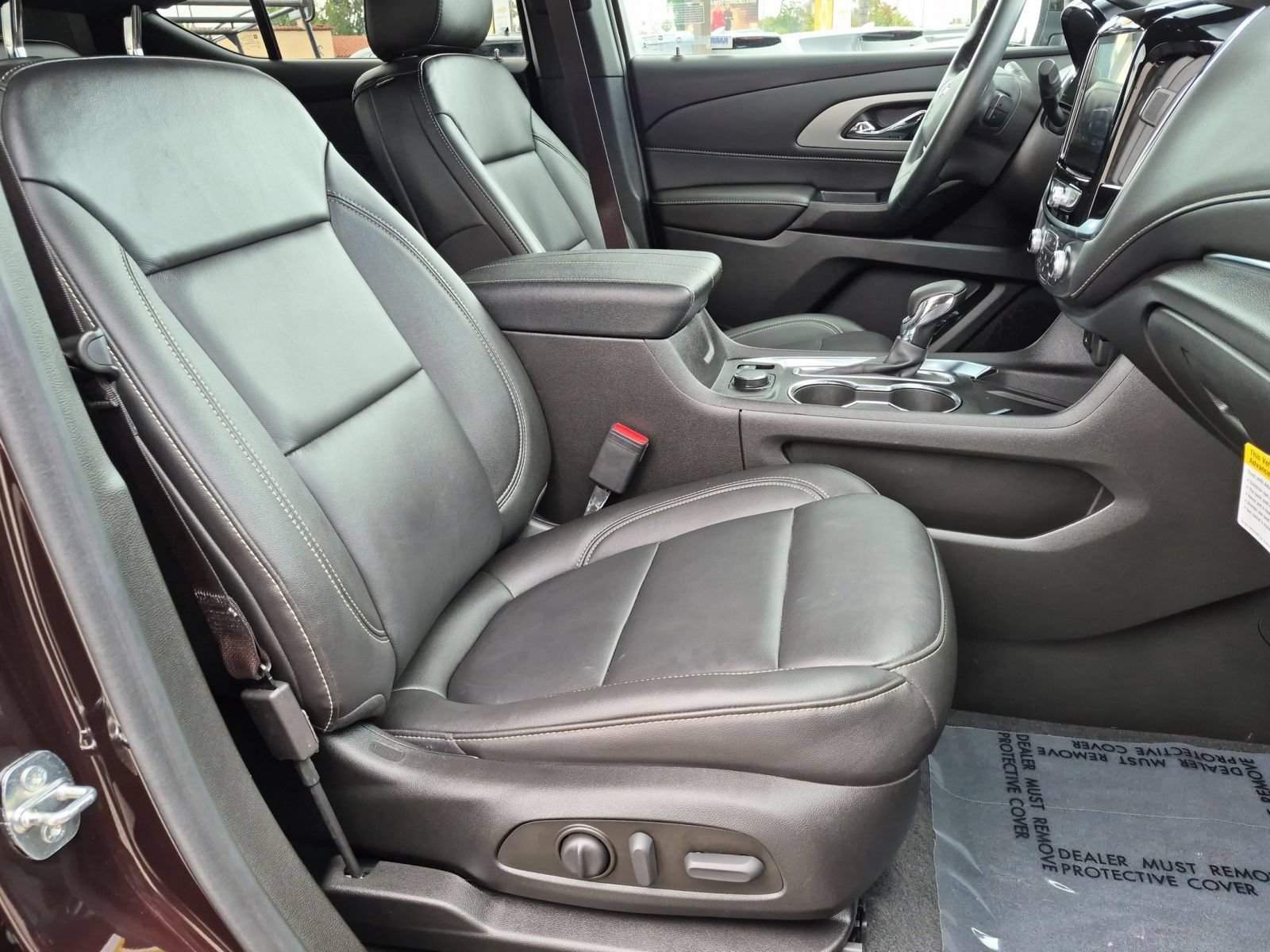 Used 2023 Chevrolet Traverse LT FWD image 27