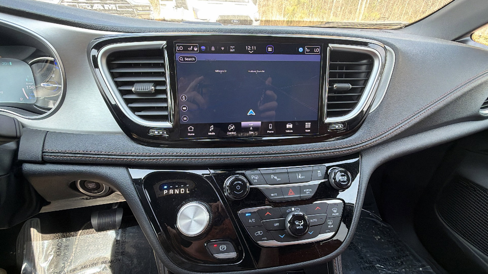 Used 2024 Chrysler Pacifica Pinnacle image 34