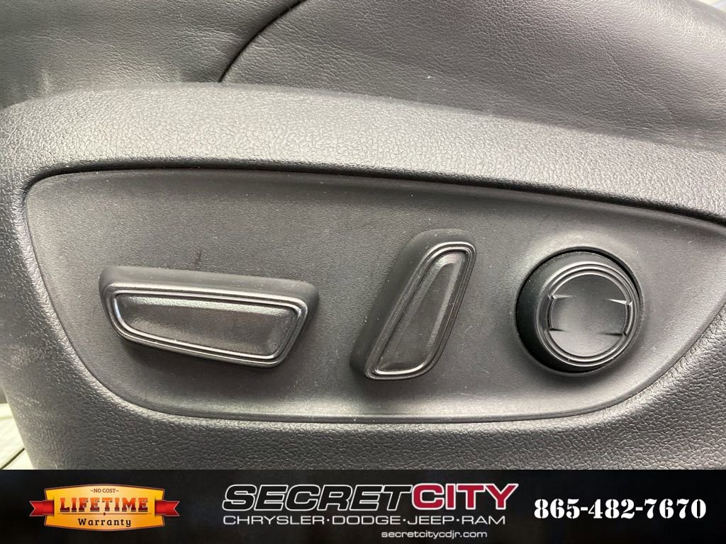 Used 2021 Toyota RAV4 XSE image 13