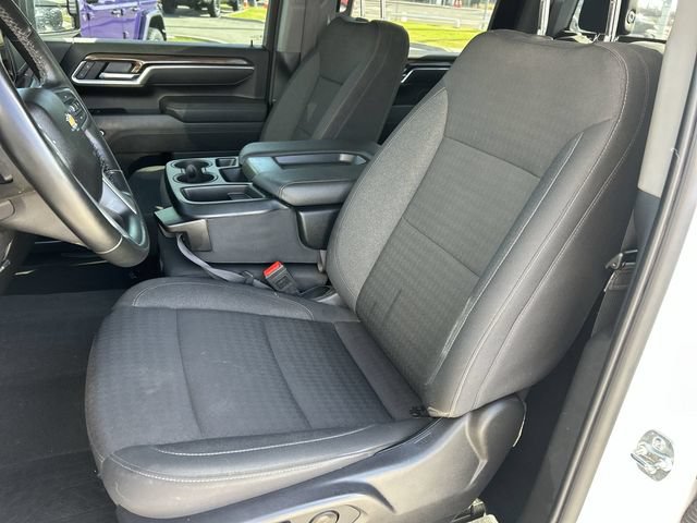 Used 2025 Chevrolet Silverado 2500 LT AWD/4WD image 18