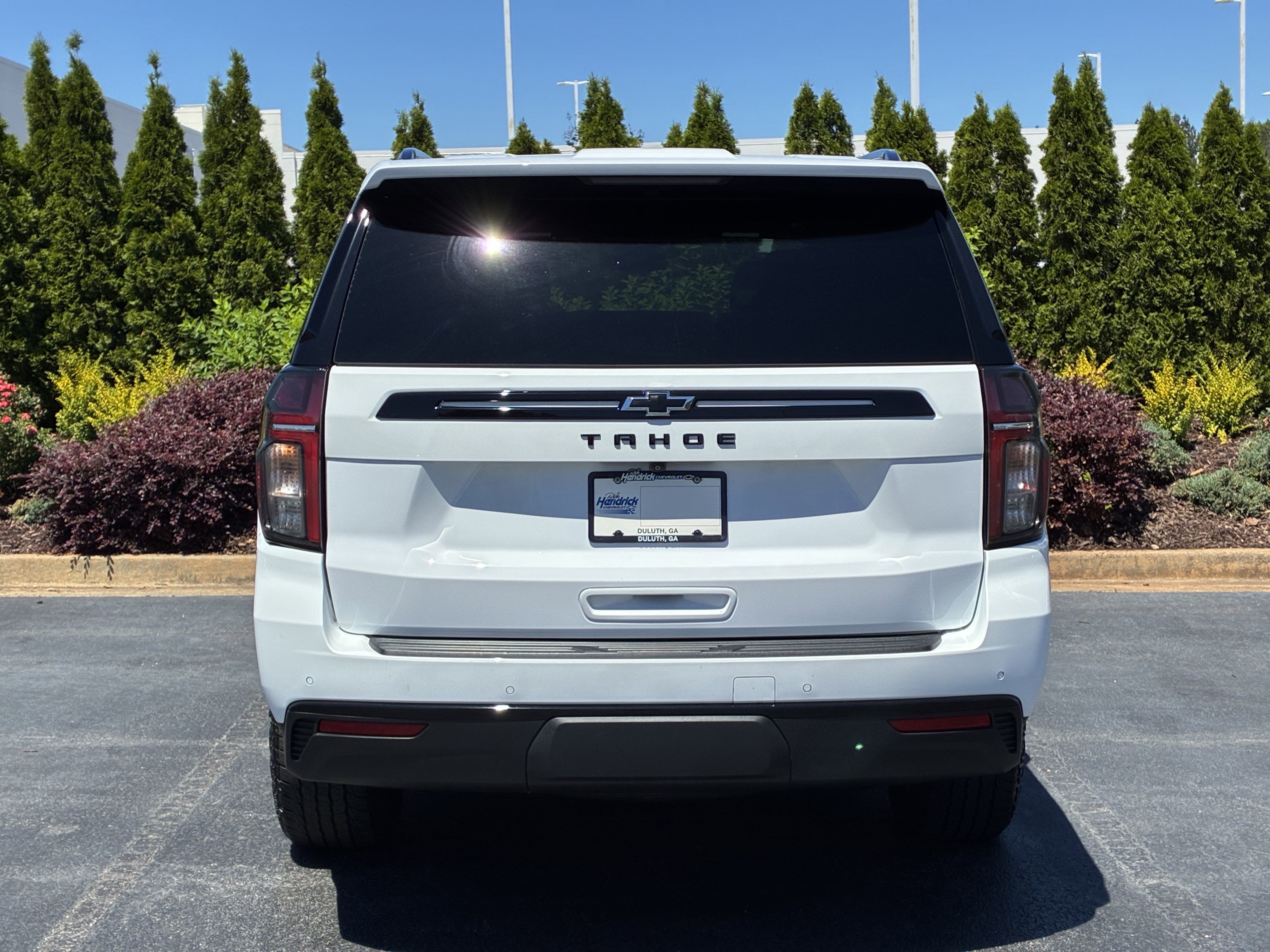 Used 2024 Chevrolet Tahoe Z71 w/ Luxury Package AWD/4WD image 9