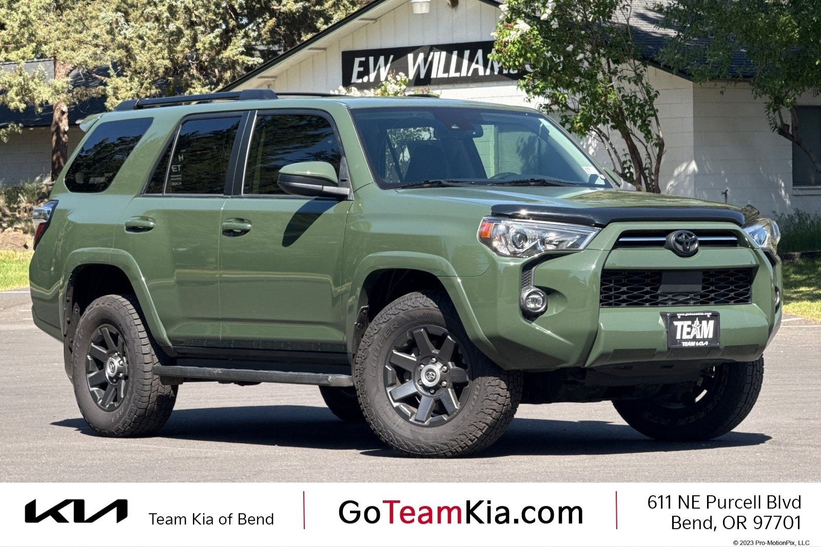 Used 2021 Toyota 4Runner Trail Special Edition AWD/4WD image 1