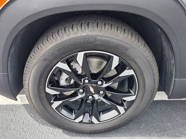 Used 2022 Chevrolet TrailBlazer LT w/ Confidence II Package FWD image 8