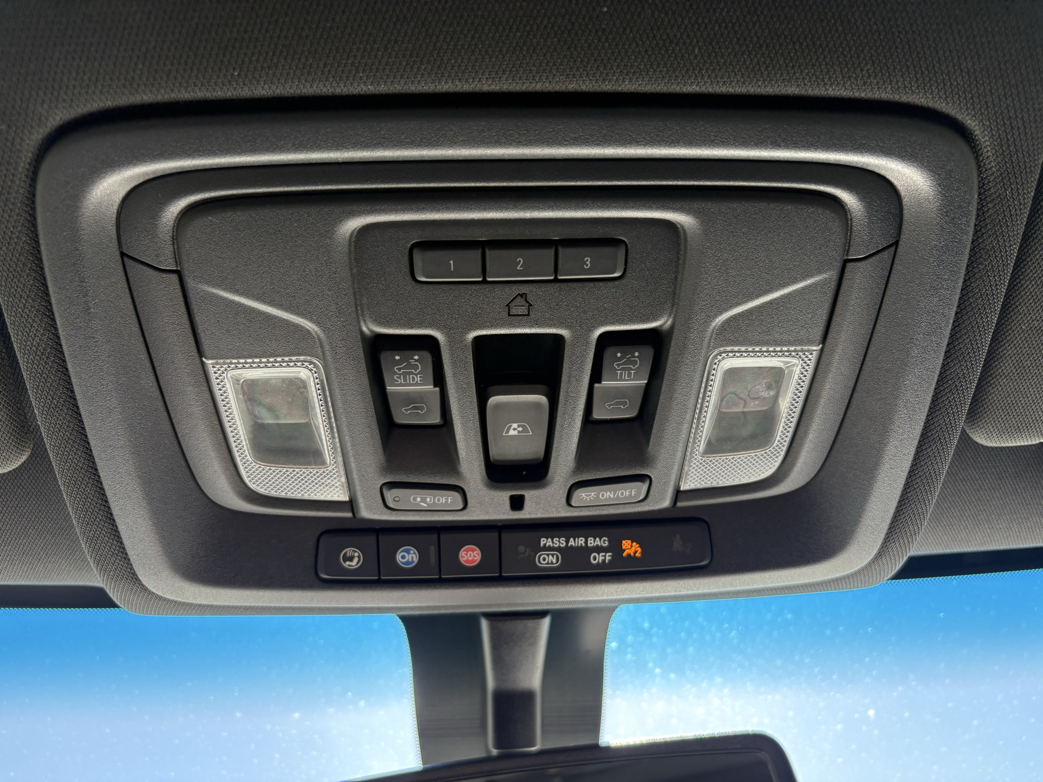 Used 2022 Chevrolet Silverado 3500 High Country AWD/4WD image 35