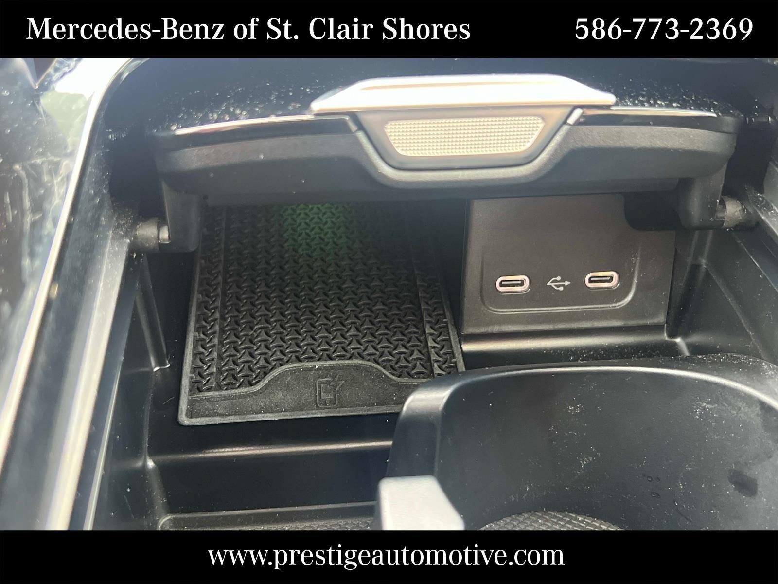 Used 2025 Mercedes-Benz C 300 4MATIC Sedan image 28