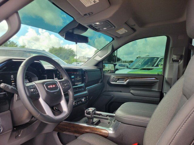 Used 2024 GMC Sierra 1500 Elevation RWD image 10