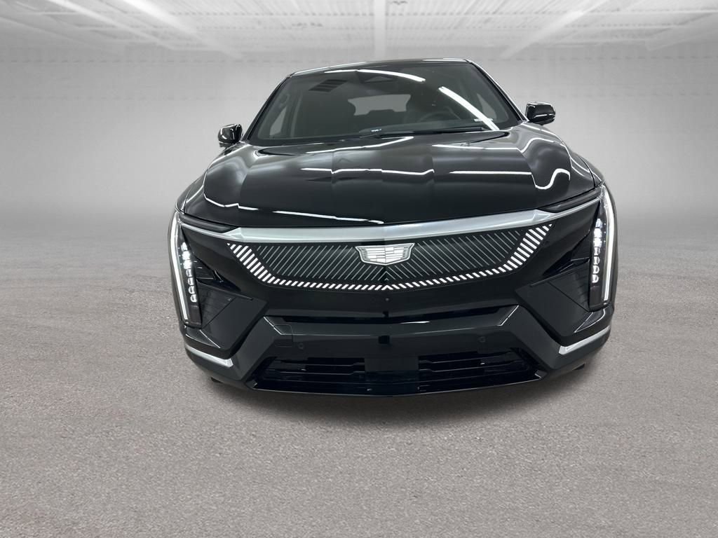 New 2026 Cadillac Optiq Luxury 1 image 3