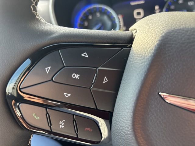 New 2026 Chrysler Pacifica Select w/ S Appearance Package image 25