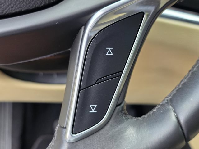 Used 2017 Cadillac XT5 Premium Luxury FWD image 29