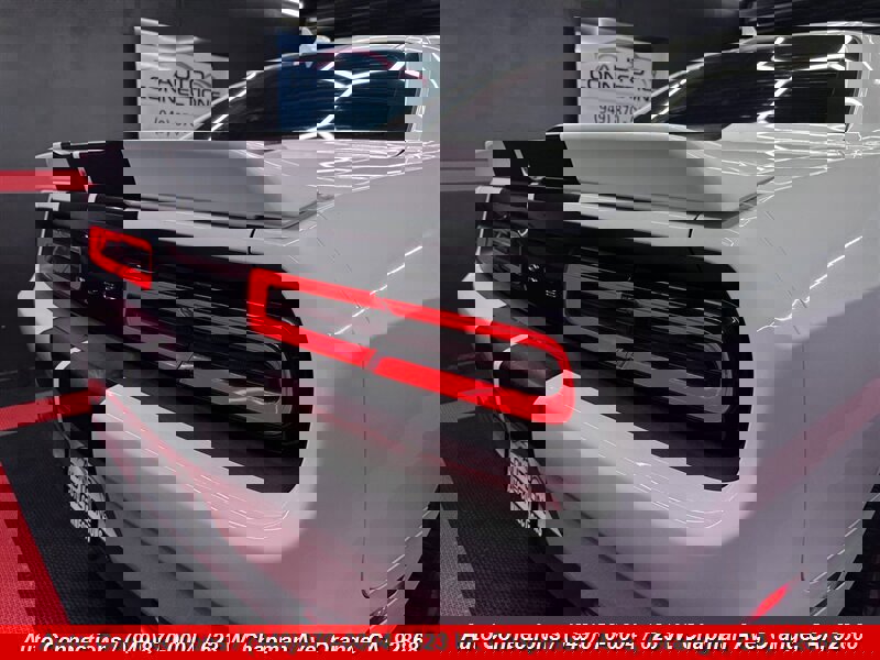 Used 2015 Dodge Challenger SXT Plus w/ Technology Group RWD image 31