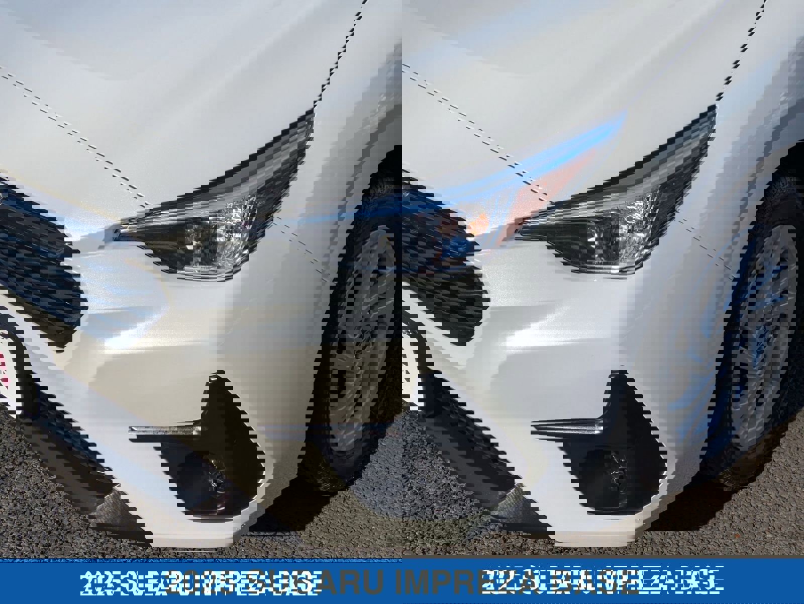 Certified 2025 Subaru Impreza 2.0i image 10