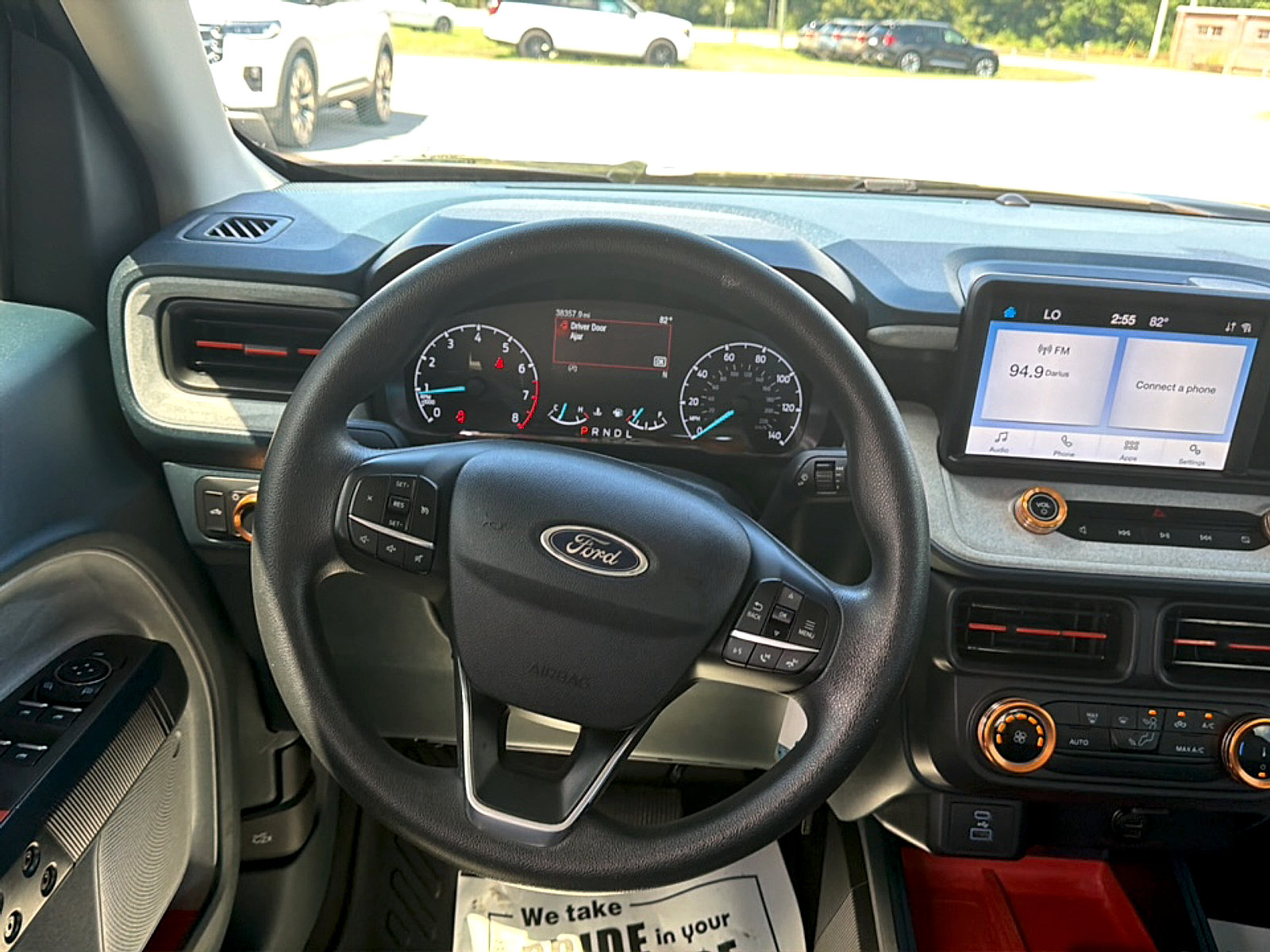 Used 2022 Ford Maverick XLT FWD image 8