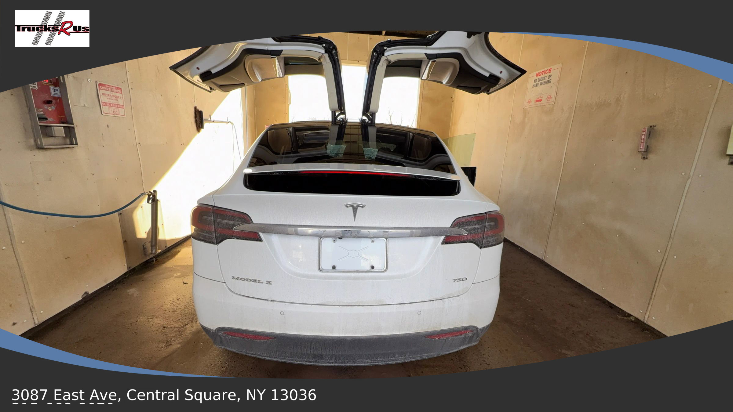 Used 2016 Tesla Model X 75D image 1