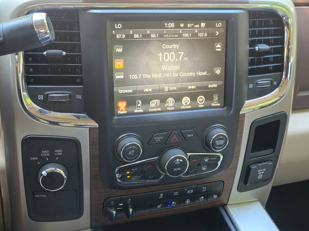Used 2015 RAM 2500 Laramie w/ Convenience Group AWD/4WD image 32