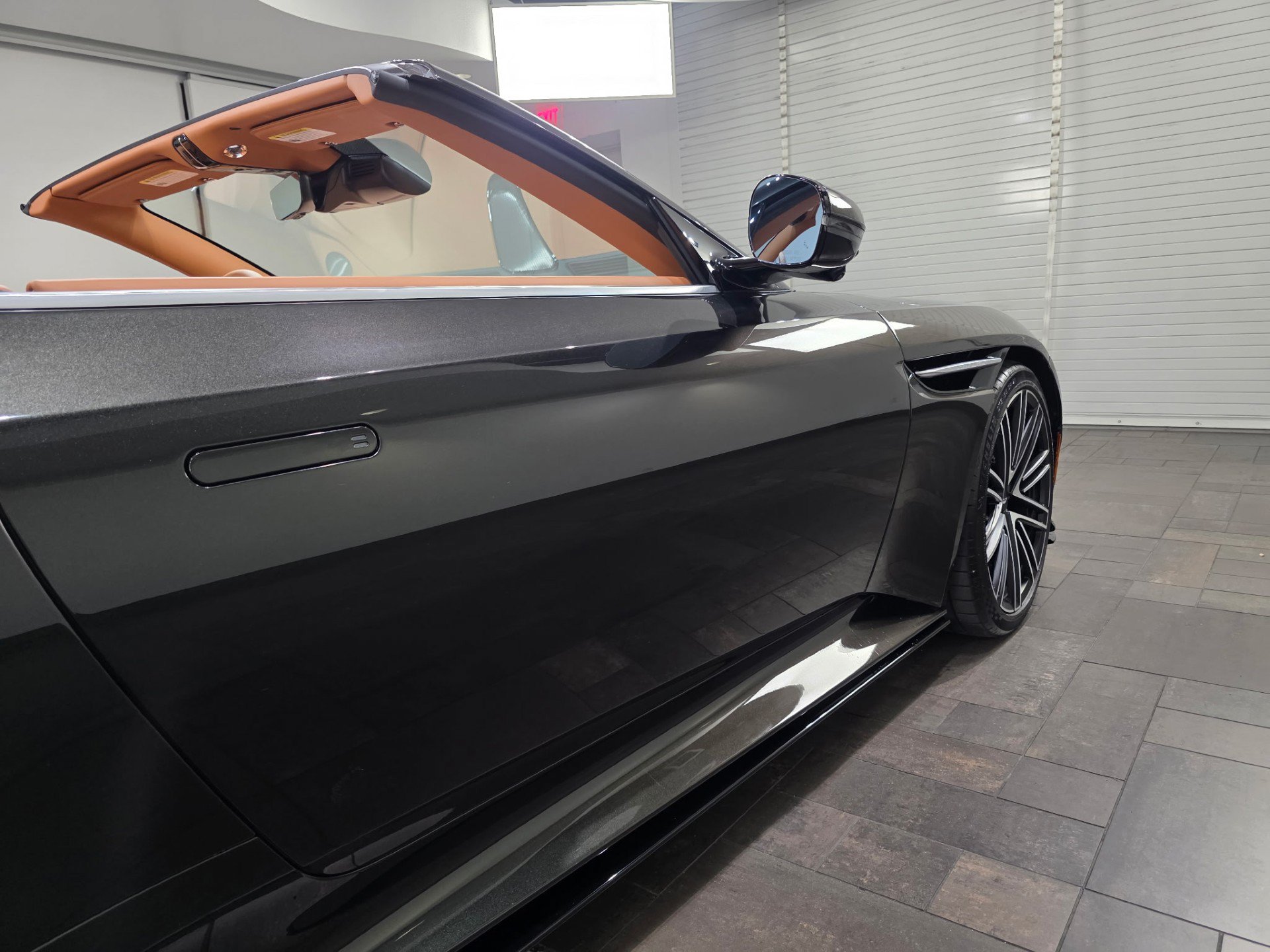 New 2026 Aston Martin DB12 Convertible RWD image 9