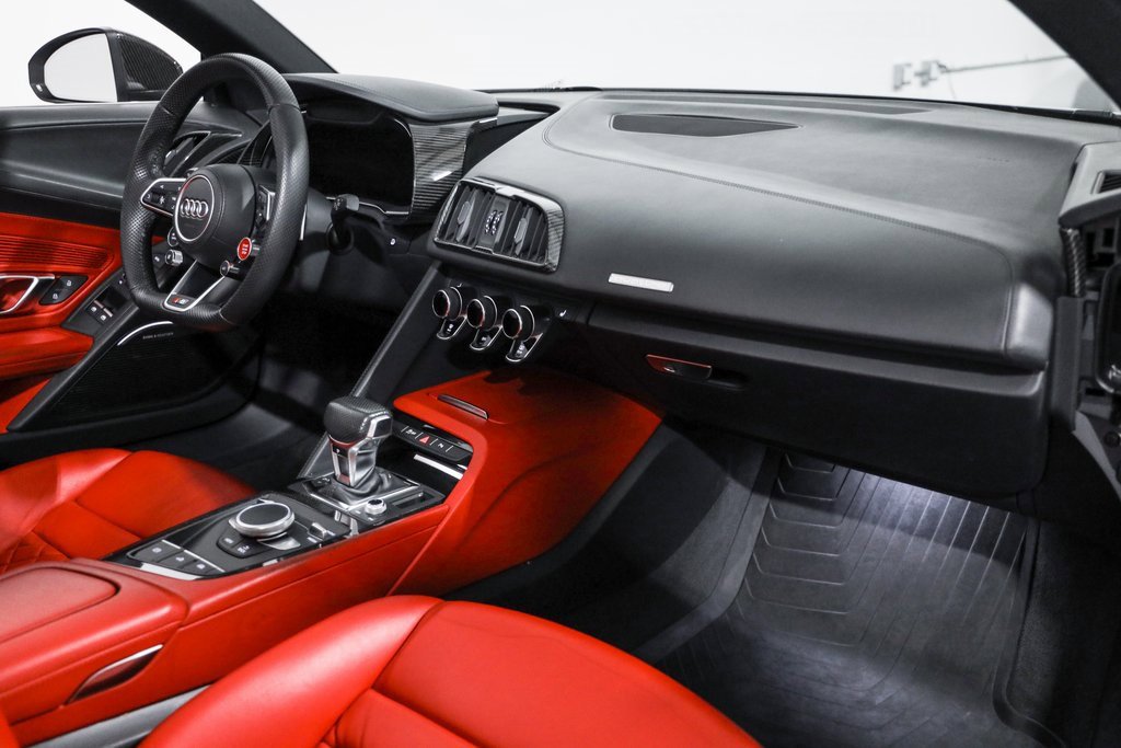 Used 2018 Audi R8 V10 plus image 30