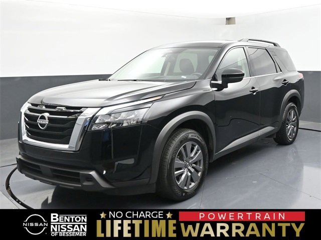 Used 2025 Nissan Pathfinder SV