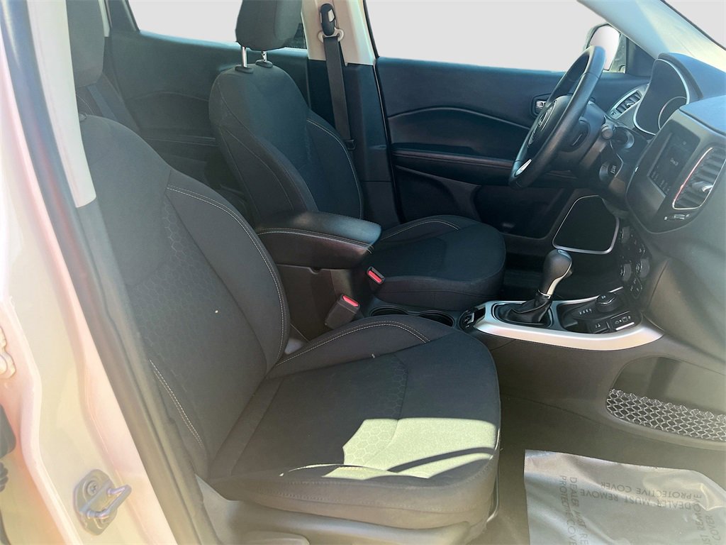Used 2019 Jeep Compass Sport image 27