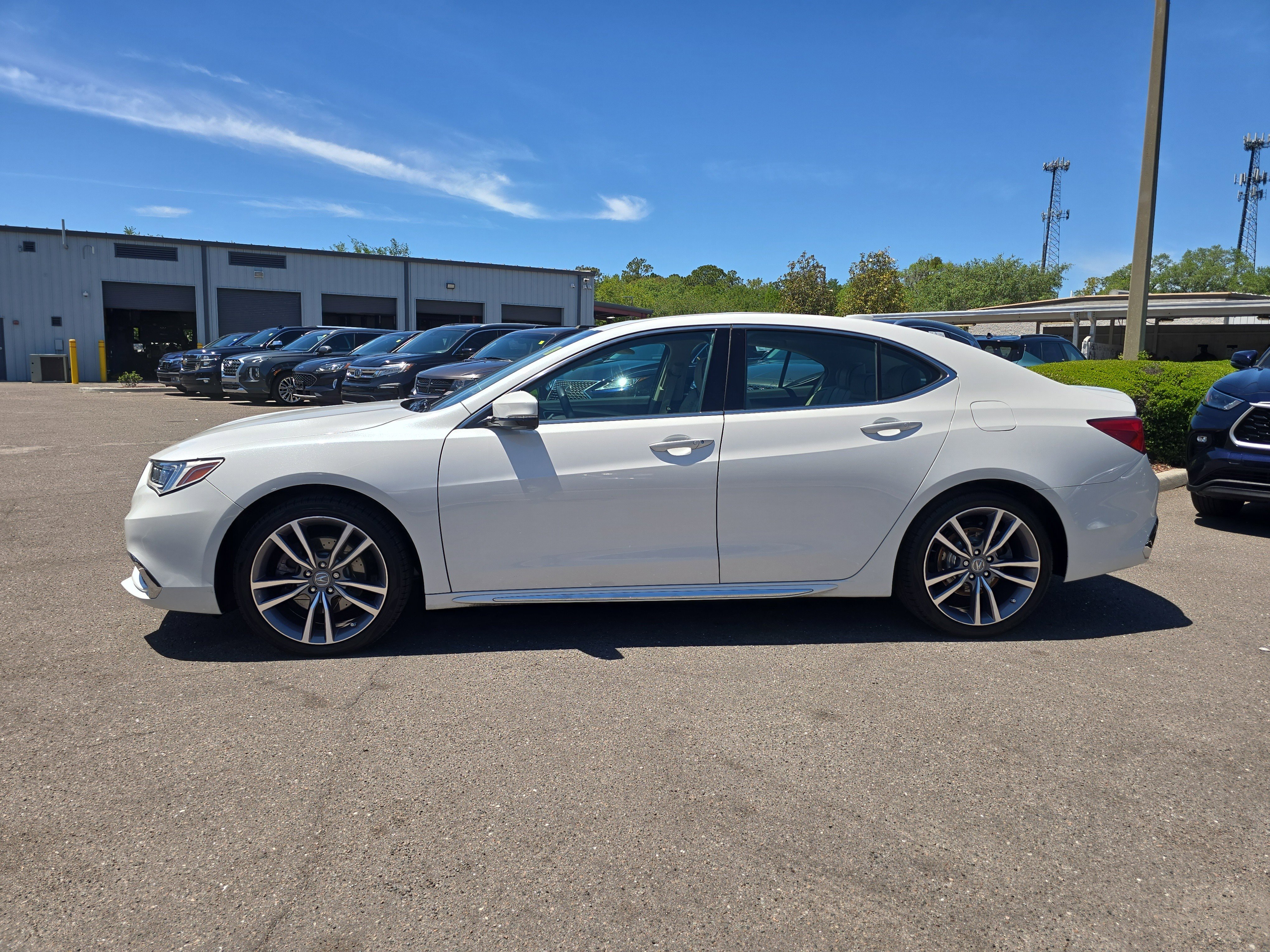 Used 2020 Acura TLX V6 SH-AWD w/ Technology Pkg image 5