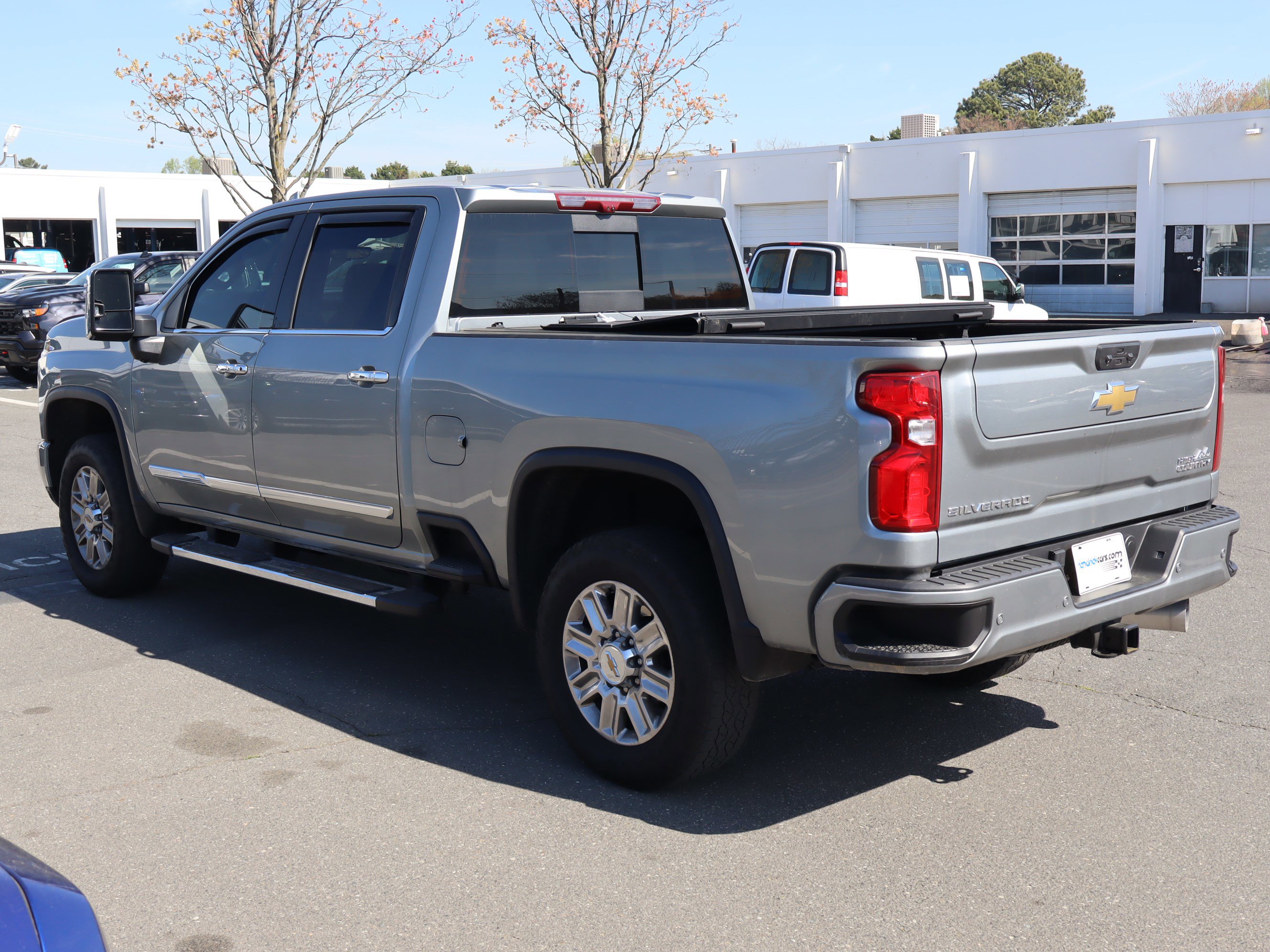 Used 2024 Chevrolet Silverado 2500 High Country w/ High Country Premium Package image 9